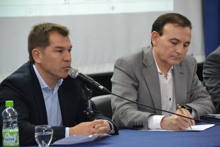 El jefe comunal Di Cesare expusó, en la UNMDP,  sobre el tema “hacia un nuevo municipio bonaerense”