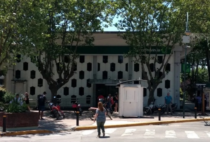 Se viene otro supermiércoles de descuento del Bapro: repasá las sucursales adheridas