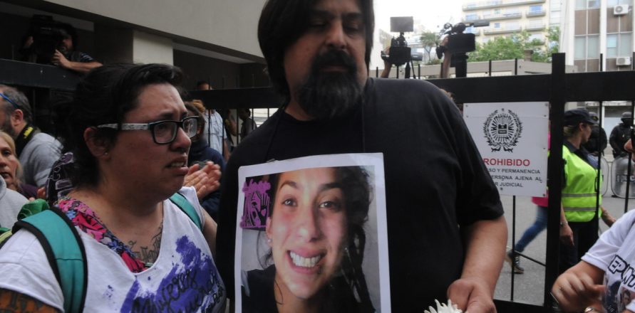 El papá de Lucía Pérez cuestionó el fallo: “Es una vergüenza, una burla”