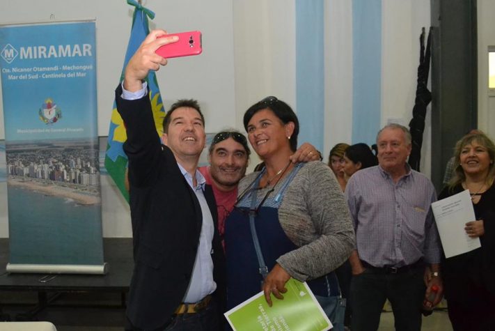 Encuesta de Gonzalez y Valladares: en Gral Alvarado Di Cesare es el preferido de los alvaradenses