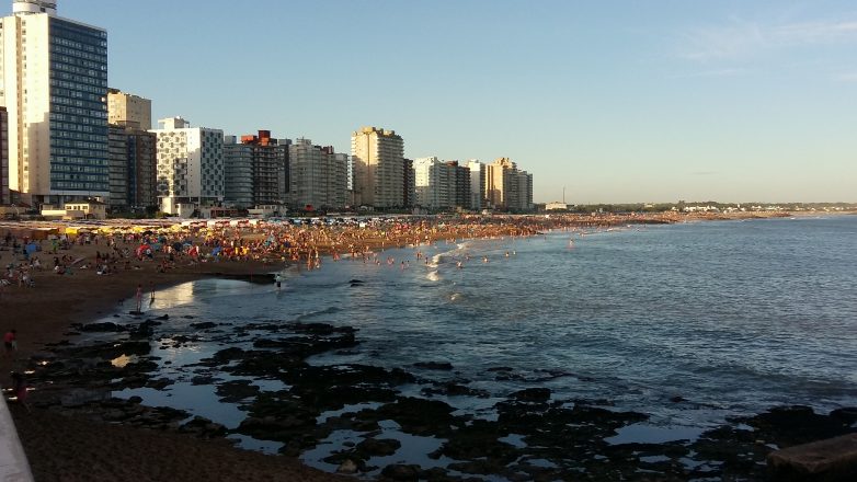 Se viene un domingo con probabilidades de lluvias para Miramar y zona