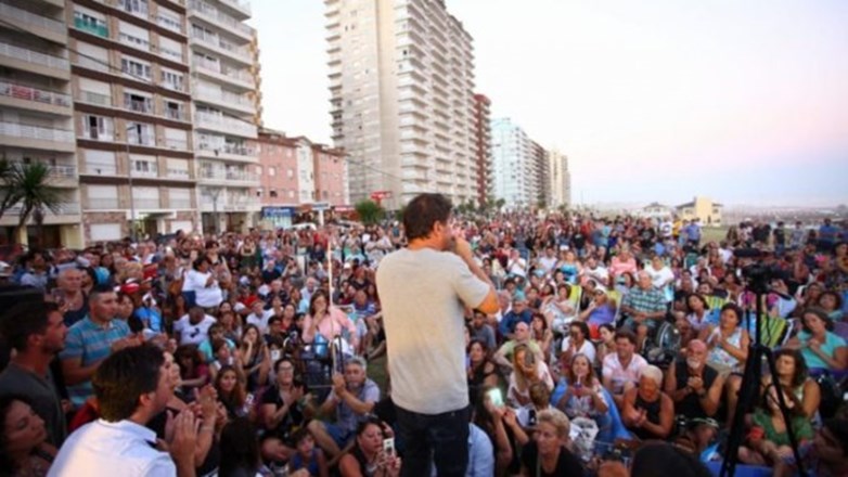 Quinta sección: Kicillof hará seis distritos en dos días