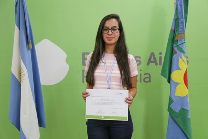 Gral Alvarado tiene su abanderada en la Provincia: Florencia Cabral