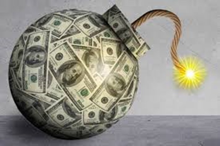 El dólar tocó los $ 45 y la tasa casi el 69%: el Presidente Macri pidió “aguantar”