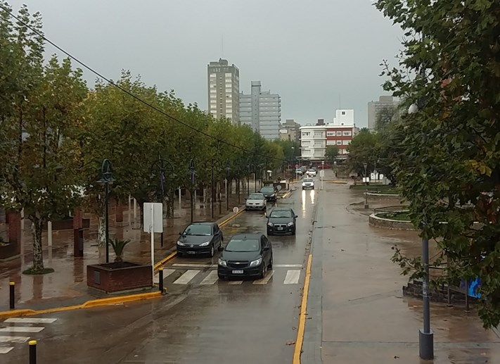 Miramar y zona: alerta para este domingo por tormentas