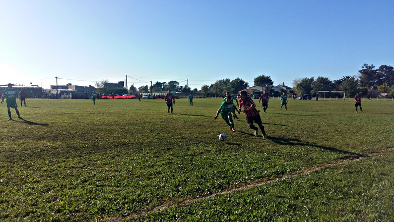 Miramar: se disputó la 3° fecha del fútbol de los barrios. Aquí todos los resultados