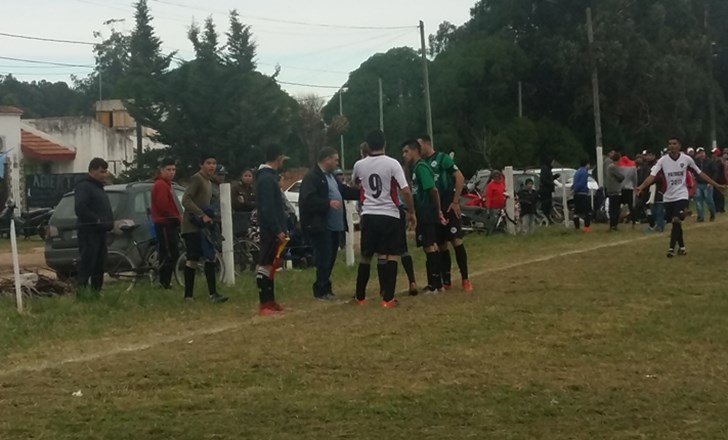 Miramar: Goleadas de Mitre y El Carocito. P. Centenario no gana y se hunde.