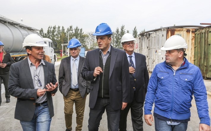 Massa visitó una Pyme en Zárate e insistió con “construir una mayoría” para derrotar a Cambiemos