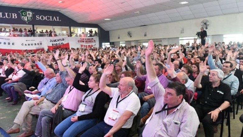 Rotundo aval de la UCR bonaerense para continuar en Cambiemos