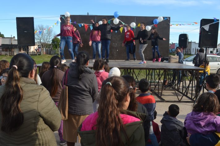 Miramar: comenzó “Aeroparque Vuela en Arte” – “La Bienal en tu Barrio”