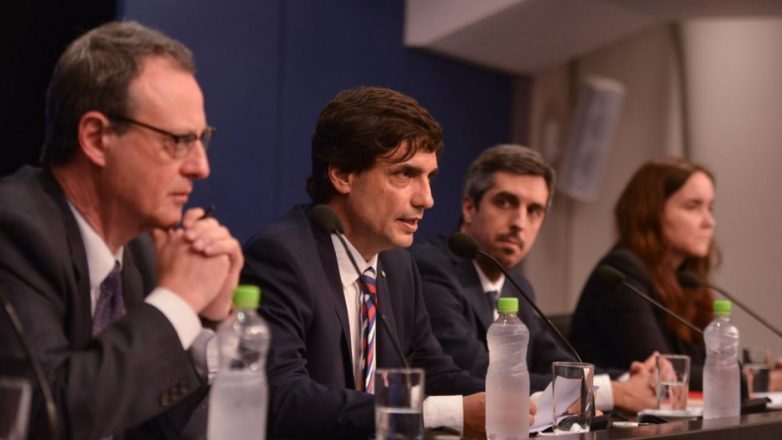 Confirmado: El gobierno abre un proceso de renegociación de los vencimientos de la deuda