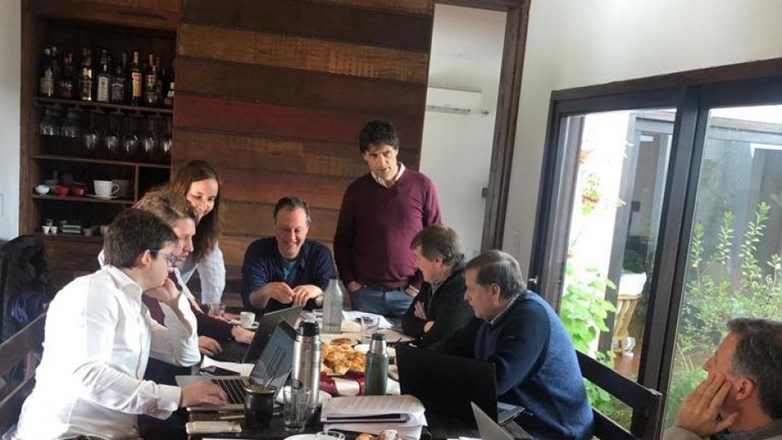 Lacunza se reúne con Dujovne y Sandleris y empieza la transición económica