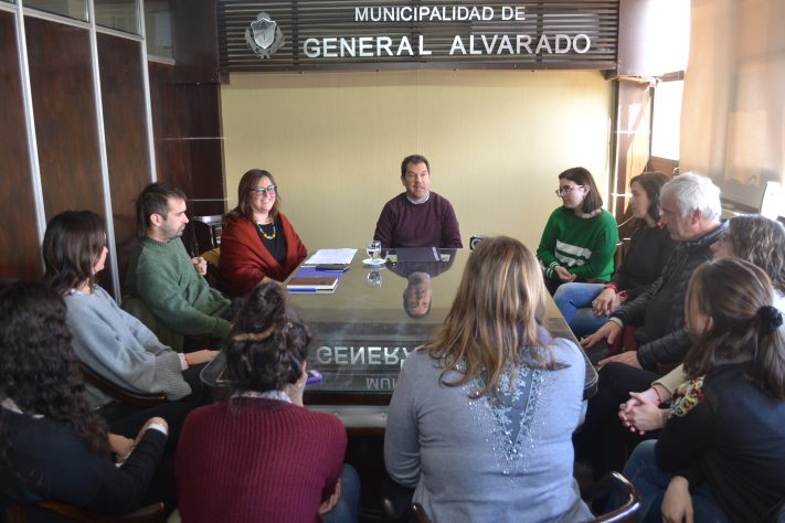 Gral. Alvarado: firma de Convenio, Ley Micaela