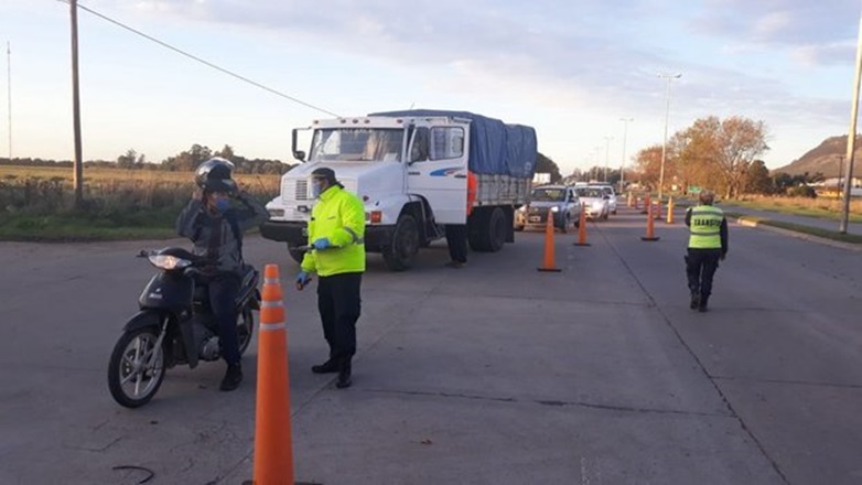 Balcarce: Restringen actividades después de las 18 para reducir la circulación