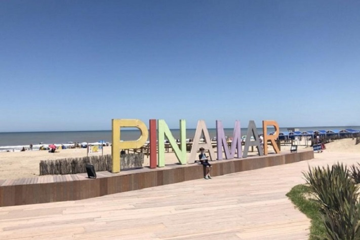 Polémica en Pinamar: Yeza le quiere vender una calle frente al mar a Víctor Stinfale