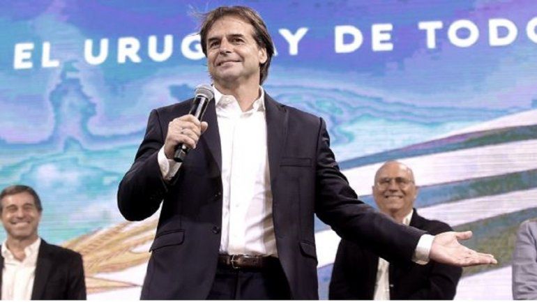 Uruguay anunció que cerrará sus fronteras durante el verano