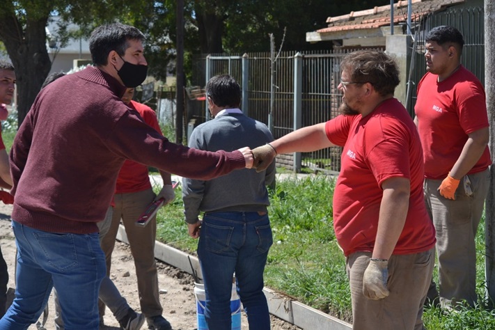 Gral. Alvarado: Ianantuony firmó un convenio del FIM