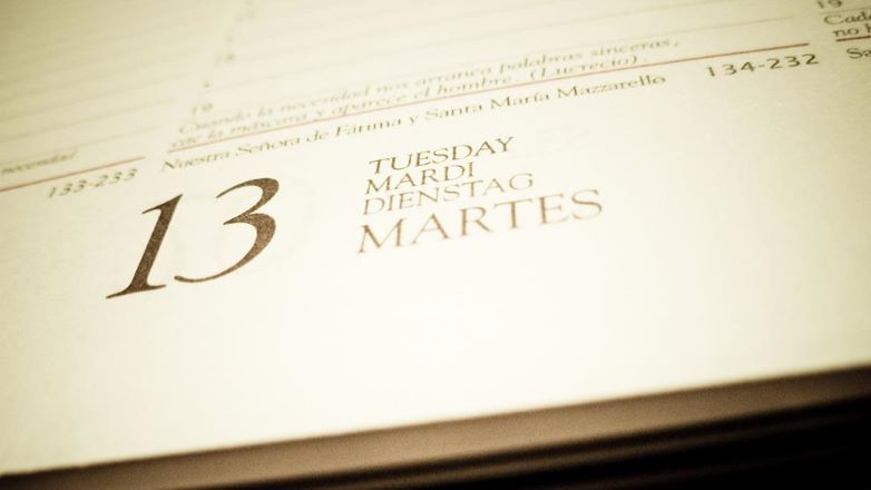 “Martes 13, no te cases ni te embarques”: qué significa este dicho popular