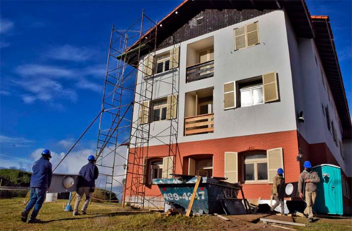 Avanzan las obras de Nación en los hoteles de Chapadmalal