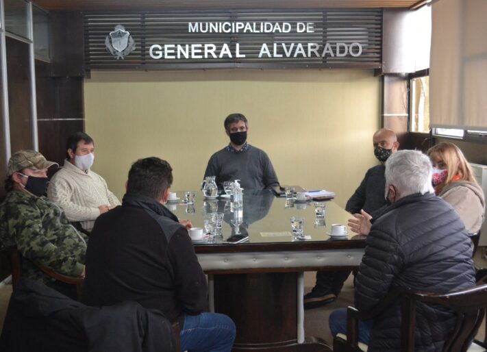 Gral. Alvarado: se realizó una reunión con ligas de fútbol local para fomentar la inscripción en la plataforma Vacunate.