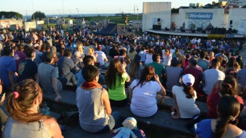 Habilitan los eventos de hasta 1.000 personas en la provincia de Buenos Aires