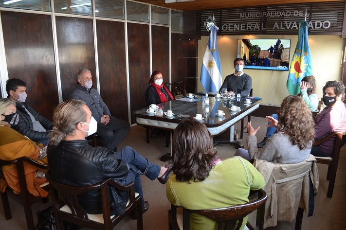 Gral. Alvarado: reunión con la Universidad Nacional de Mar del Plata para nuevas carreras y crear una sede del CONICET.