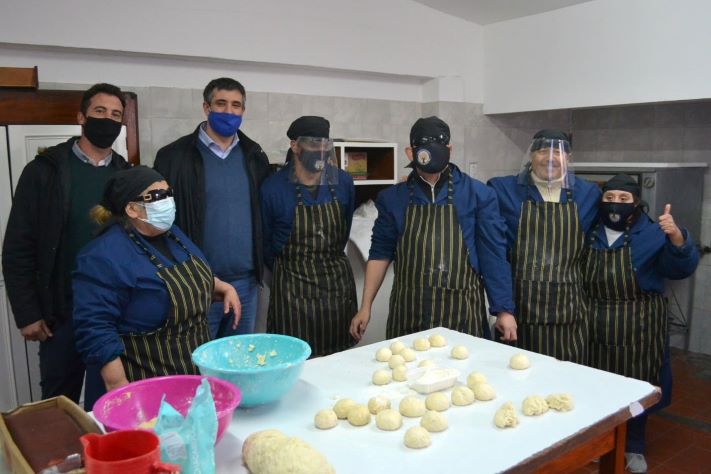 Miramar: 39 becas para los operarios del taller protegido “Dando se Recibe”