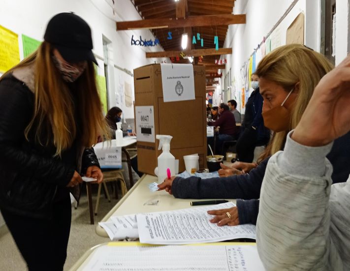Continúa la incertidumbre por el cierre de listas en General Alvarado