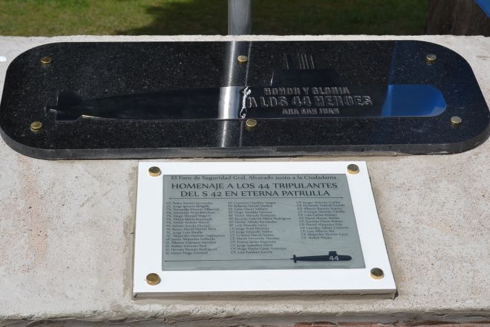 Homenajean en Mar del Sud a los tripulantes del ARA San Juan