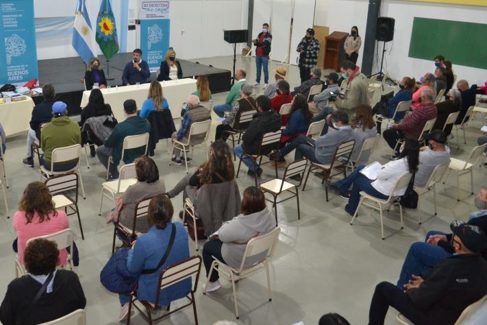 La Provincia gestionará 47 escrituras para familias de General Alvarado