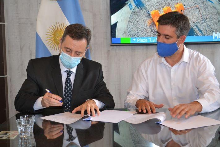 Firma en Miramar: se acerca el sueño de crear un puerto