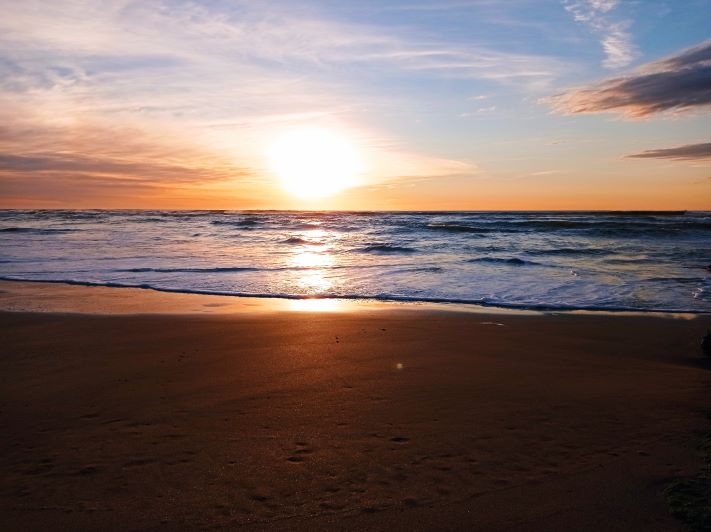 Cuento corto: Amanecer sobre el mar