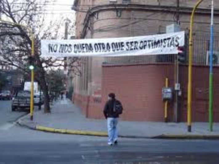 “El Pasacalle”: ¿ la agenda de los políticos, es la misma de la gente?.