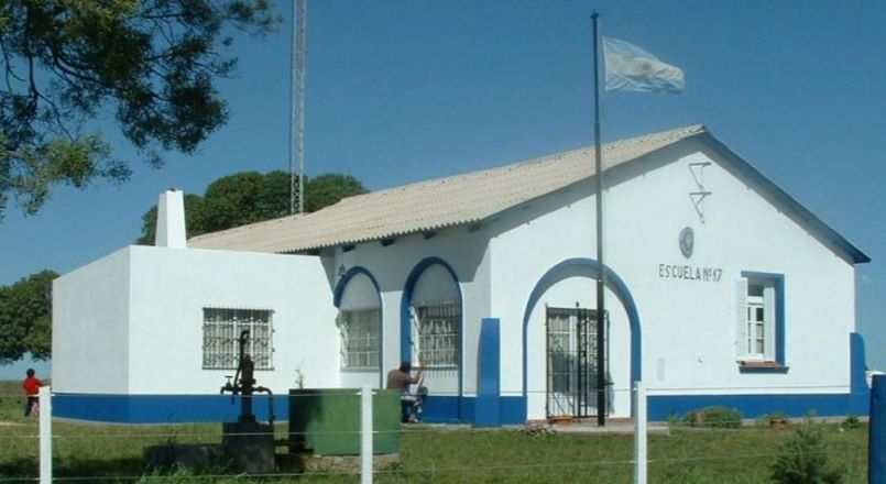 Conectarán 1.500 escuelas rurales bonaerenses con internet satelital