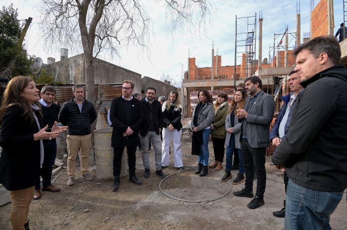 Carlos Bianco: “Vamos a acercarles la universidad a las y los jóvenes del interior de la provincia”