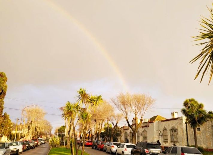 Miramar: jueves con lluvia y caída de granizo