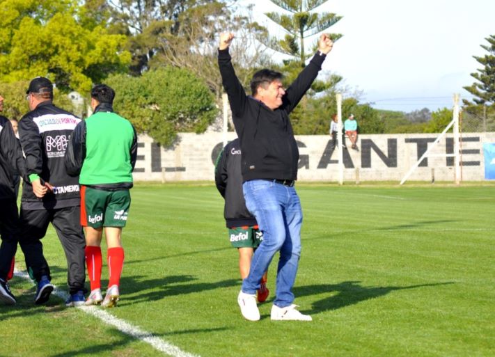Otamendi: Marcelo Straccia no seguirá en Círculo Deportivo