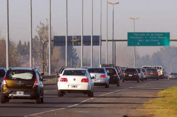 Ruta 2: más de 2220 autos circulan por hora hacia la costa atlántica