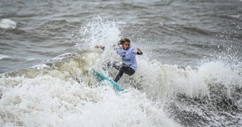 Surf QS 1000: Inolvidable y gran actuación de la juvenil miramarense Victoria Muñoz Larreta
