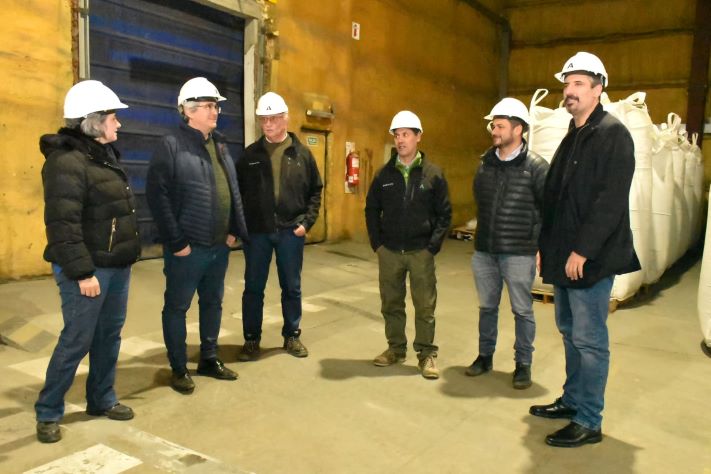 Miramar: El Intendente Ianantuony y el ministro Rodríguez recorrieron la firma Agrality