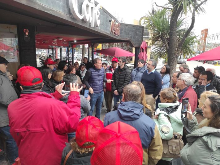 Recorrida de Diego Santilli en Miramar