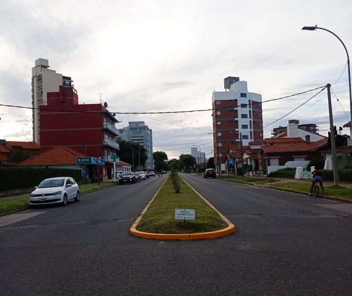 Sábado en Miramar: Fresco, Ventoso y sin Lluvias