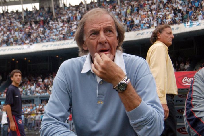Murió César Luis Menotti, el maestro del fútbol que revalorizó al seleccionado