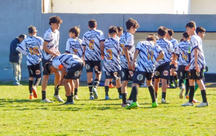 Juveniles: por puntos claves, Miramar recibe a Balcarce