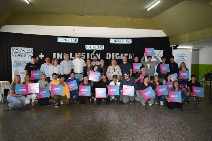 Conectar Igualdad Bonaerense: se entregaron notebooks en Gral. Alvarado