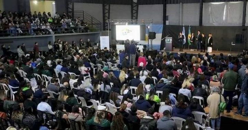 Miramar recibe a más de 700 estudiantes en evento educativo provincial