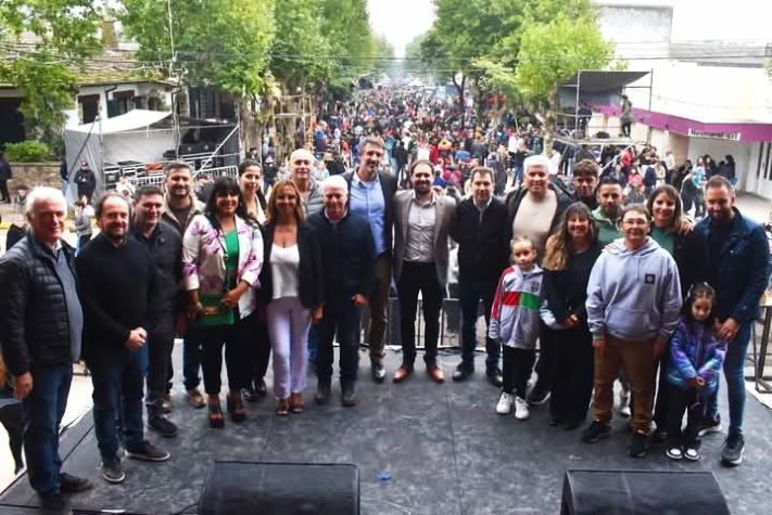 Multitudinario cierre de la Fiesta Nacional de la Papa en Otamendi