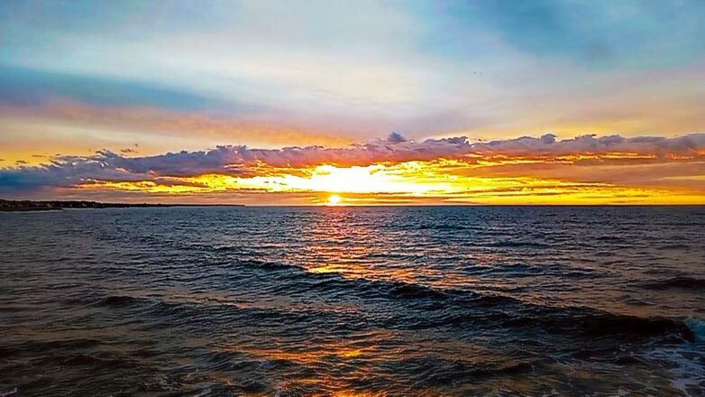 Viernes con cielo parcialmente nublado y vientos del sudoeste en Miramar
