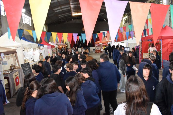 Miramar: Los alumnos del San Andrés mostraron su talento en una nueva edición de la Feria de Emprendedores
