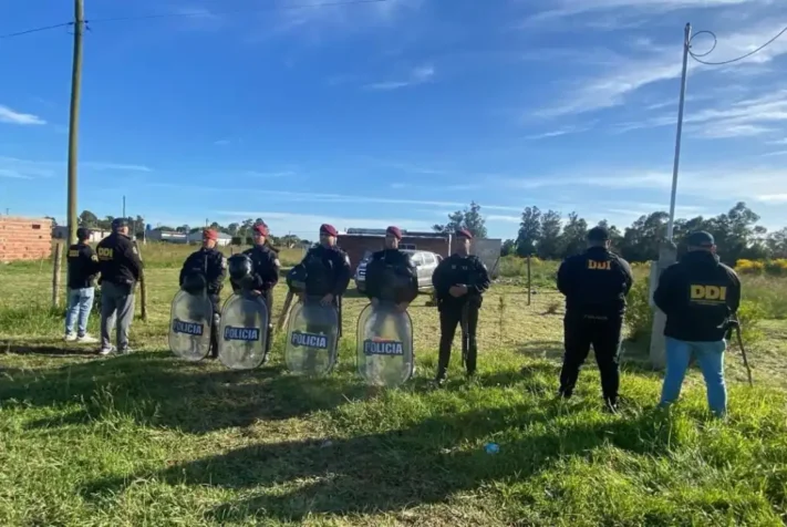 Allanamientos en Miramar: dos detenidos por millonario robo a una panadería